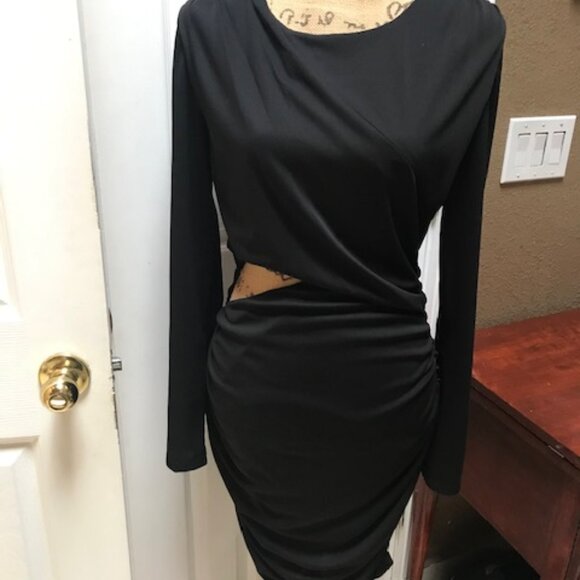 Cute Cocktail  Mini Dress Black Color Long Sleeves Guess - Picture 1 of 2